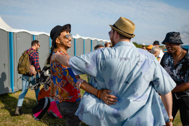 Best Construction site porta potty rental  in Gages Lake, IL